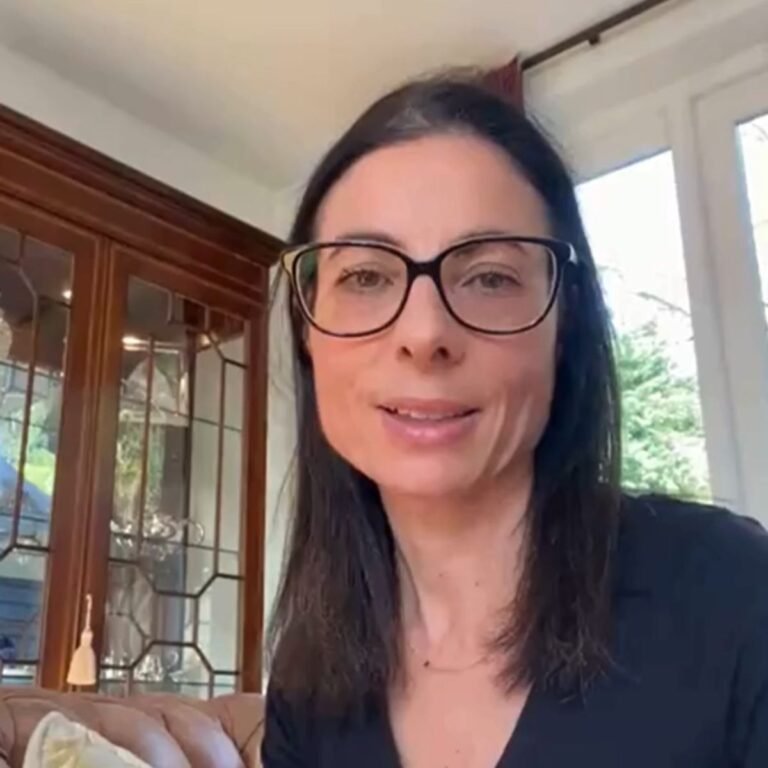 Untitled design 2 768x768